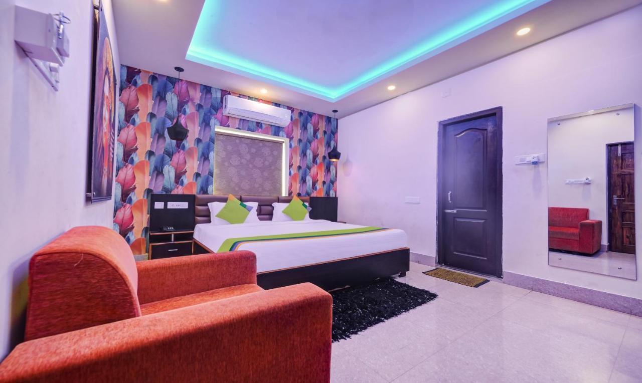 Treebo The Bollywood Bhubaneswar Exterior foto
