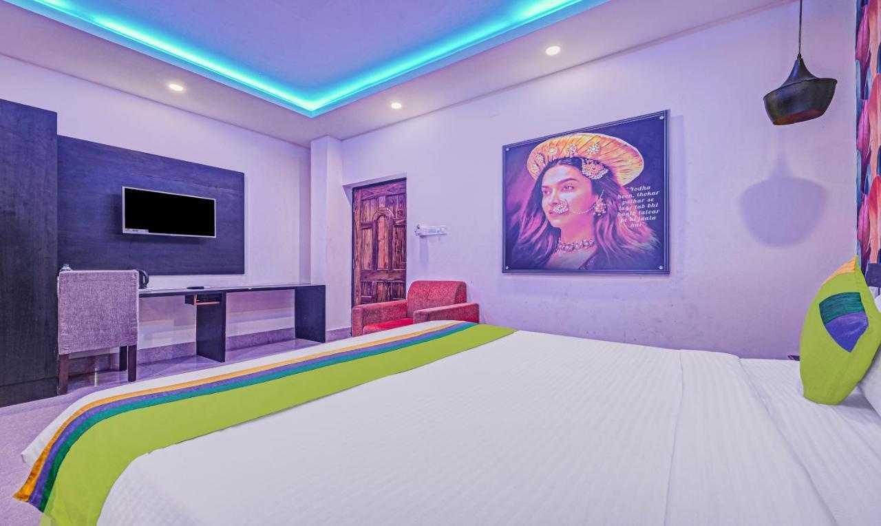 Treebo The Bollywood Bhubaneswar Exterior foto